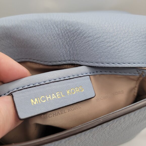 Michael Kors Pebbled Leather Half Dome Crossbody Bag Blue Gold Chain Strap - Picture 8 of 13